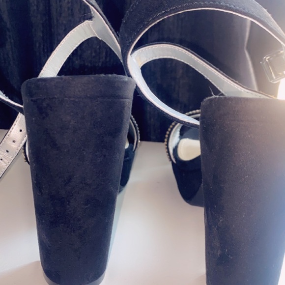 Calvin KleinRhinestone thick heeled size 7 women’s - Picture 5 of 8